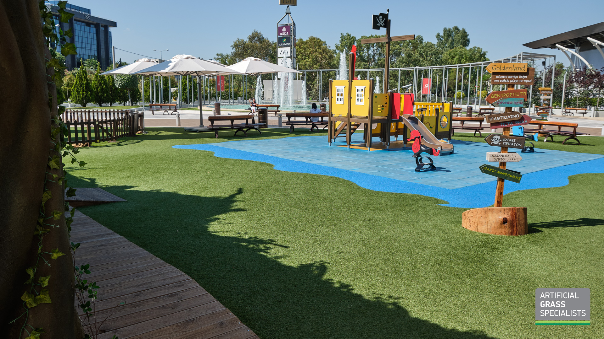 Golden Hall – Easter